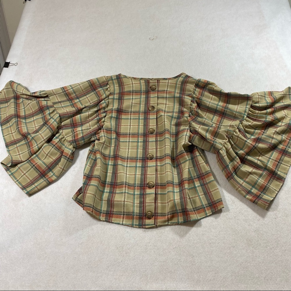 Blu Pepper Cropped Plaid Top Small Flowy Butterfly Sleeves button Down B…